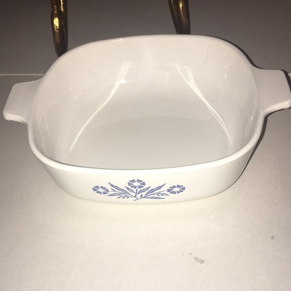 Vintage Corning Ware Blue Cornflower 1 quart - Picture 2 of 4